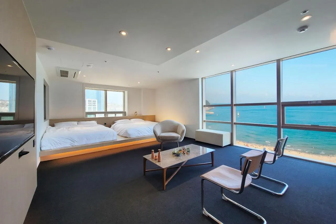 Uh Suite The Haeundae