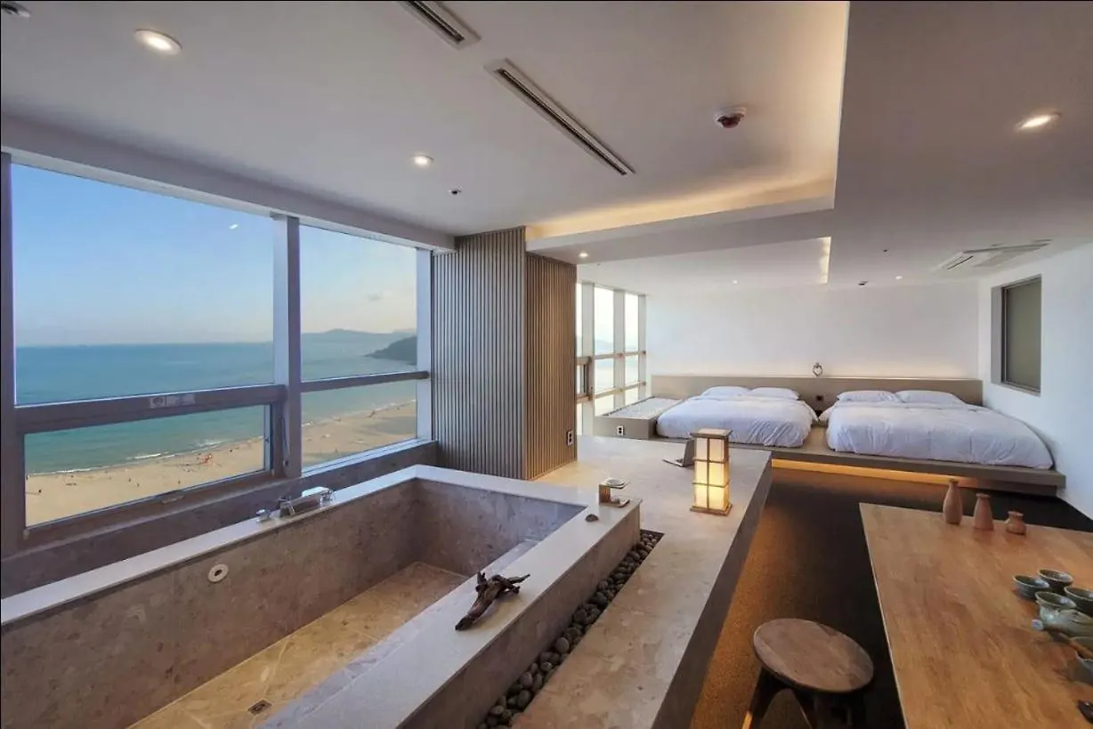 *** Hotel Uh Suite The Haeundae South Korea
